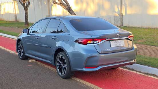 TOYOTA-COROLLA-2021