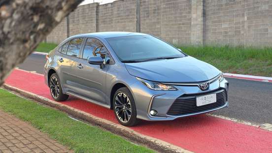 TOYOTA-COROLLA-2021