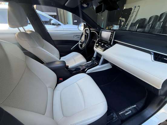 TOYOTA-COROLLA CROSS-2021
