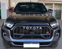 TOYOTA HILUX 2.8 D-4D TURBO DIESEL CD GR-S 4X4 AUTOMÁTICO TOYOTA HILUX 2.8 D-4D TURBO DIESEL CD GR-S 4X4 AUTOMÁTICO