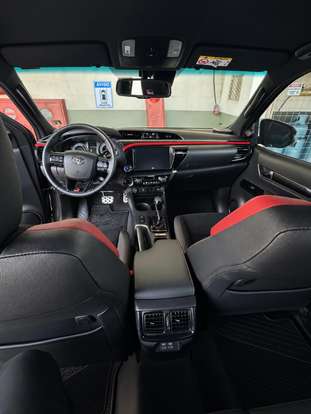 TOYOTA-HILUX-2024