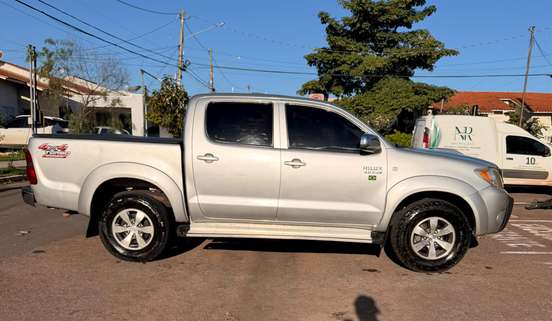 TOYOTA-HILUX-2007