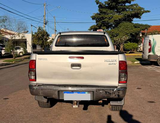 TOYOTA-HILUX-2007