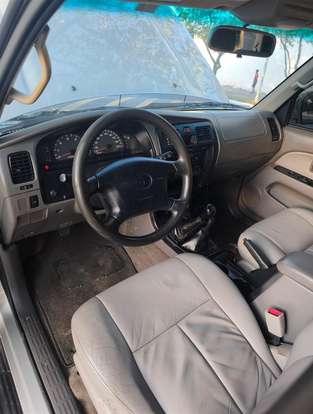 TOYOTA-HILUX SW4-3.0 4X4 8V TURBO DIESEL 4P MANUAL TOYOTA-HILUX SW4-2002