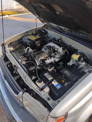 TOYOTA-HILUX SW4-3.0 4X4 8V TURBO DIESEL 4P MANUAL TOYOTA-HILUX SW4-2002