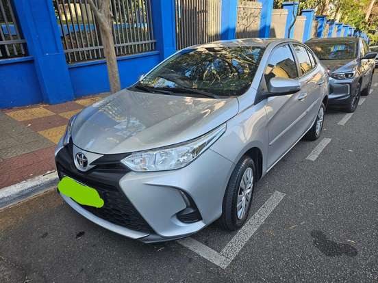 TOYOTA-YARIS-1.5 16V FLEX SEDAN XL LIVE MULTIDRIVE TOYOTA-YARIS-2022