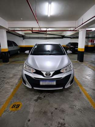 TOYOTA-YARIS-2021