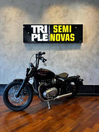 TRIUMPH BONNEVILLE BOBBER 1200 