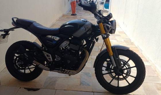 TRIUMPH SCRAMBLER 400 X 