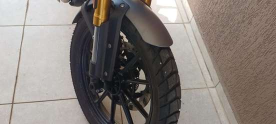 TRIUMPH-SCRAMBLER 400 X-2024