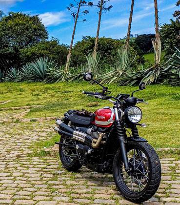 TRIUMPH STREET SCRAMBLER 
