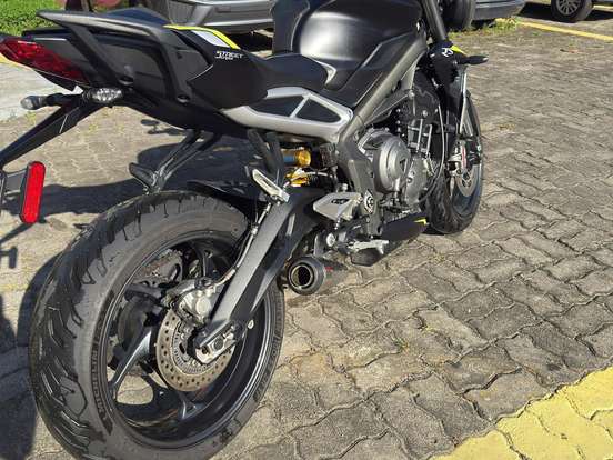 TRIUMPH-STREET TRIPLE 765 RS TRIUMPH-STREET TRIPLE 765 RS-2020