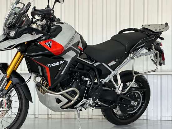 TRIUMPH-TIGER 900 RALLY PRO-2025