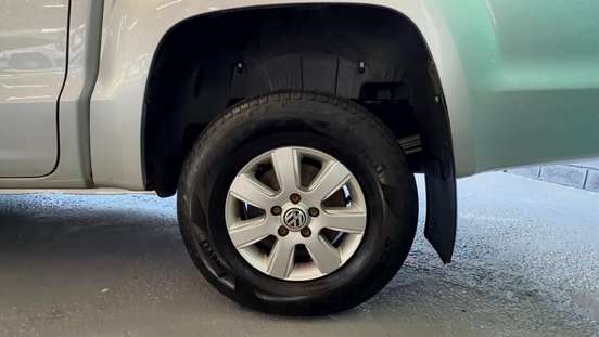 VOLKSWAGEN-AMAROK-2013