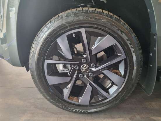 VOLKSWAGEN-AMAROK-2026