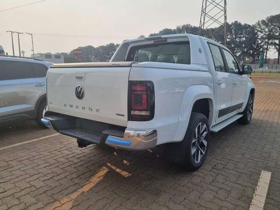 VOLKSWAGEN-AMAROK-2026