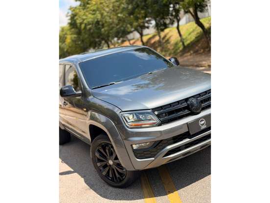 VOLKSWAGEN-AMAROK-2021