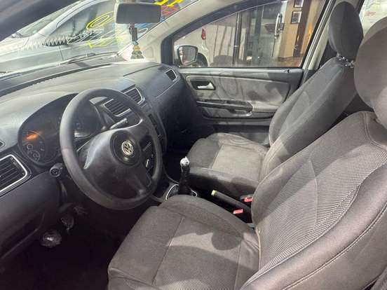 VOLKSWAGEN-FOX-1.0 MI TREND 8V FLEX 2P MANUAL VOLKSWAGEN-FOX-2012