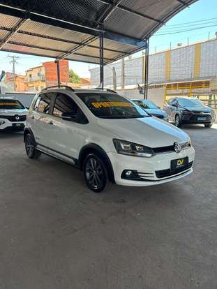 VOLKSWAGEN-FOX-1.0 MPI TRACK 12V FLEX 4P MANUAL VOLKSWAGEN-FOX-2017