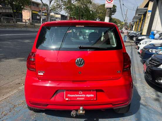 VOLKSWAGEN-FOX-2014