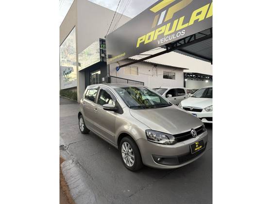 VOLKSWAGEN FOX 1.6 MI 8V FLEX 4P MANUAL