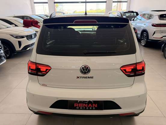 VOLKSWAGEN-FOX-2020