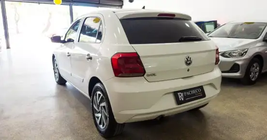VOLKSWAGEN-GOL-2021