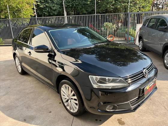 VOLKSWAGEN JETTA 2.0 TSI HIGHLINE 200CV GASOLINA 4P TIPTRONIC