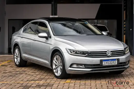 VOLKSWAGEN-PASSAT-2018