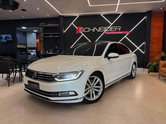 VOLKSWAGEN PASSAT 2.0 16V TSI BLUEMOTION GASOLINA HIGHLINE 4P DSG