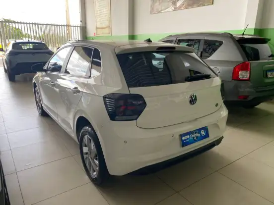 VOLKSWAGEN-POLO-2024