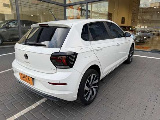 VOLKSWAGEN-POLO-1.0 170 TSI HIGHLINE AUTOMÁTICO VOLKSWAGEN-POLO-2023