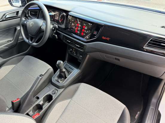 VOLKSWAGEN-POLO-2024