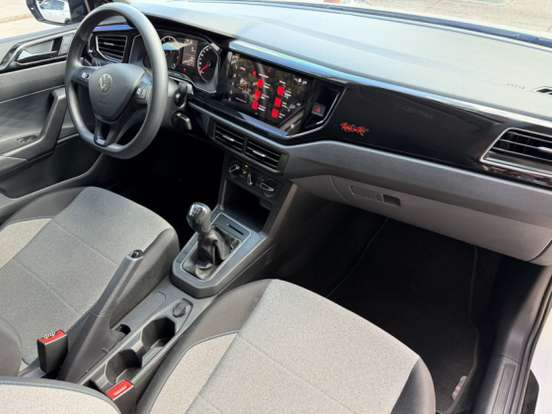 VOLKSWAGEN-POLO-1.0 MPI ROCK IN RIO MANUAL VOLKSWAGEN-POLO-2024