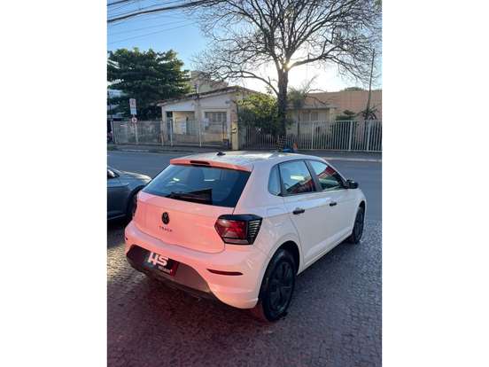 VOLKSWAGEN-POLO-2024