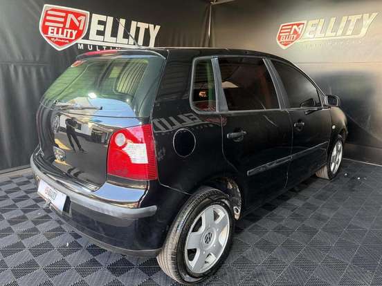 VOLKSWAGEN-POLO-1.6 MI 8V FLEX 4P MANUAL VOLKSWAGEN-POLO-2005