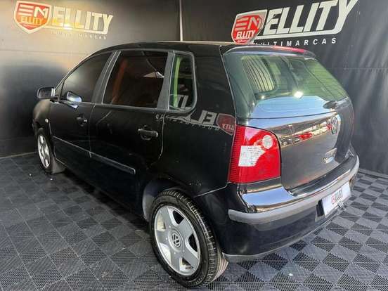 VOLKSWAGEN-POLO-1.6 MI 8V FLEX 4P MANUAL VOLKSWAGEN-POLO-2005