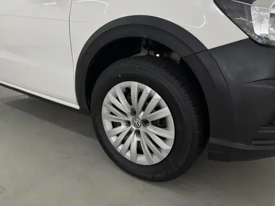 VOLKSWAGEN-SAVEIRO-2022