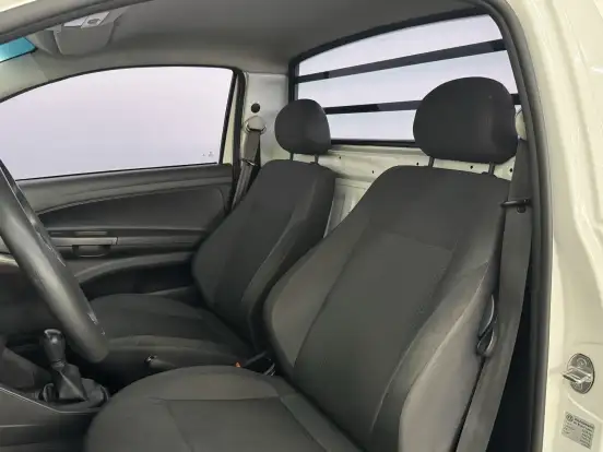 VOLKSWAGEN-SAVEIRO-2022