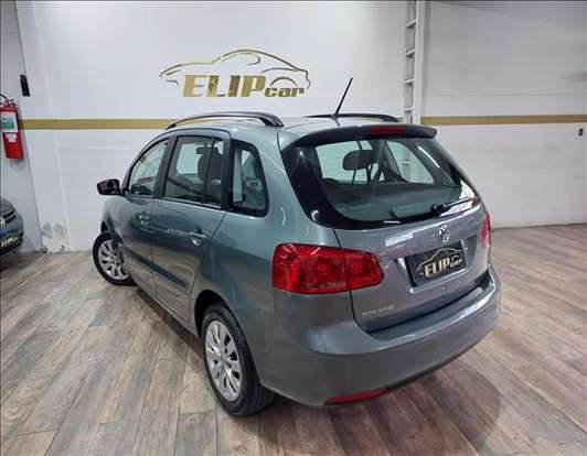 VOLKSWAGEN-SPACEFOX-2011