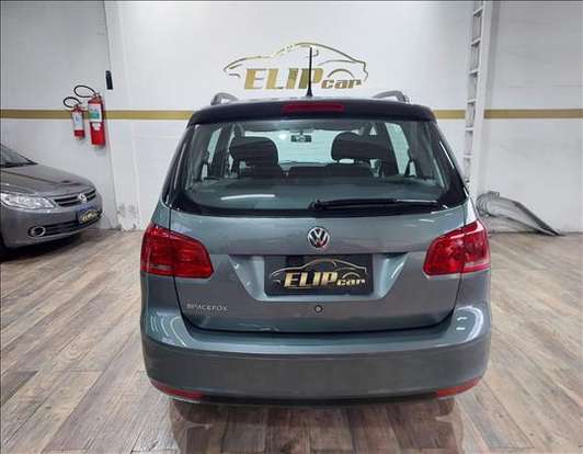 VOLKSWAGEN-SPACEFOX-2011