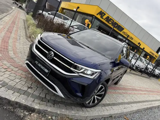 VOLKSWAGEN-TAOS-2021