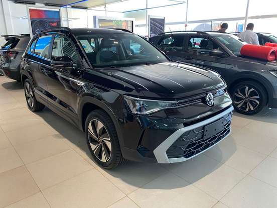 VOLKSWAGEN-TAOS-2026
