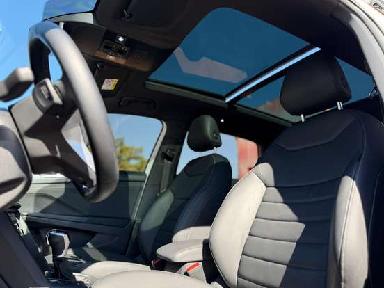 VOLKSWAGEN-TAOS-2023