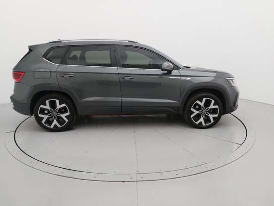VOLKSWAGEN-TAOS-1.4 250 TSI TOTAL FLEX HIGHLINE AUTOMÁTICO VOLKSWAGEN-TAOS-2024