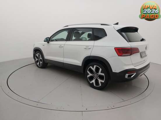 VOLKSWAGEN-TAOS-2024