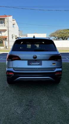VOLKSWAGEN-TAOS-1.4 250 TSI TOTAL FLEX HIGHLINE AUTOMÁTICO VOLKSWAGEN-TAOS-2024