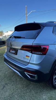 VOLKSWAGEN-TAOS-2024