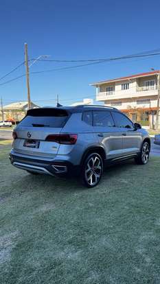 VOLKSWAGEN-TAOS-2024