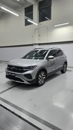 VOLKSWAGEN T-CROSS 1.0 200 TSI TOTAL FLEX COMFORTLINE AUTOMÁTICO